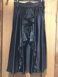 フォーマル　フリル付きブラックフレアスカート