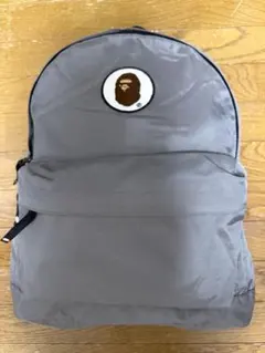 A BATHING APE リュック グレーのサムネイル