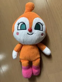 アンパンマン　ドキンちゃん　ぬいぐるみ