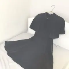 お値下げ❤️ブラック ワンピース フレアスリーブ/ZARA