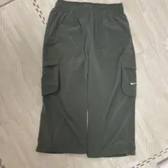 Nike カーキハーフパンツ