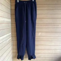 ネイビー カジュアルパンツ