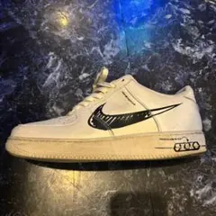 NIKE AIR FORCE 1 LV8 CW7581-101 ナイキ