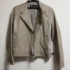 グレージュ レザージャケット　フェイクレザー