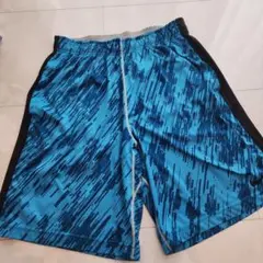 NIKE ドライフィット　ショートパンツ　ハーフパンツ　水色　黒　L