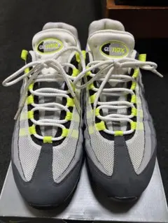 Item thumbnail for item 136e6391-b43f-4710-a832-0498bf4e642d