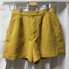 イエロー ハイウエスト ショートパンツ
