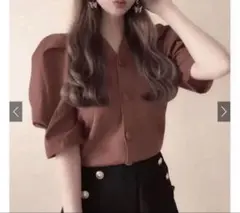 ❤️新品タグ付き❤️GRL❤️グレイル❤️Vネック❤️パブショルダー❤️異素材❤️トップス❤️