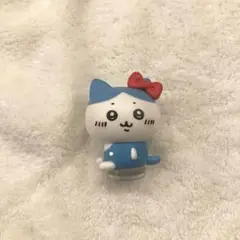 ハチワレ　キティ　 なりきりフィギュア　カプセルトイ　ちいかわ