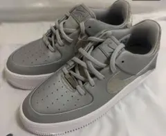 Nike Air Force 1 グレー スニーカー