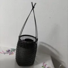 簦籠花入 中筒付き 黒漆塗り 花瓶 簦籠花入 中筒付き 黒漆塗り 花瓶 - メルカリ