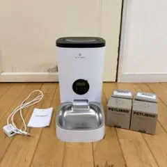 ☆美品☆PETLIBRO 自動給餌器 ホワイト　犬　猫のサムネイル