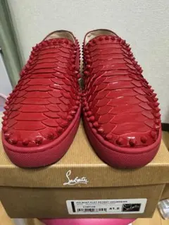 Christian Louboutinスタッズ付き スリッポン