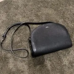A.P.C. ショルダーバッグのサムネイル
