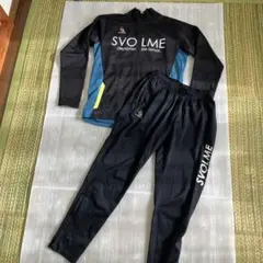 SVOLME ジャージＬサイズ上下セット 上ブラック/ブルー　パンツブラック