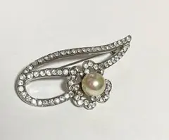 ヴィンテージ　昭和レトロ　フェイクパール　ラインストーン　ブローチ　コサージュ