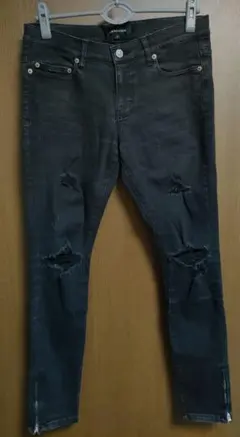 JACKROSE スキニーデニム ダメージ加工 ジップ付　ジャックローズのサムネイル