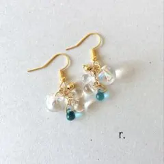 ライトブルードロップのピアス イヤリング ハンドメイド