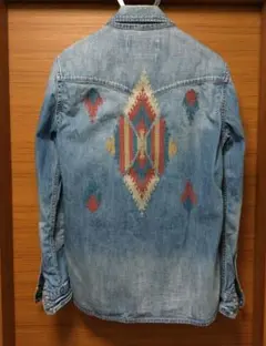 Item thumbnail for item 41fc9b06-ca3e-4546-8e23-d4a4fe646020