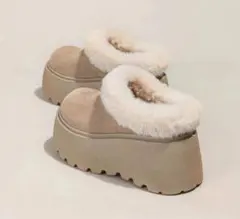 ベージュ厚底ムートンブーツ JP24(CN38)