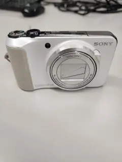 PENTAX K-s1 ホワイト ボディ ジャンク扱い LV撮影可 - メルカリ