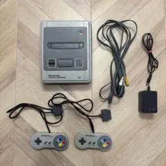 スーパーファミコン 本体 ケーブル コントローラー2個付き【ジャンク】