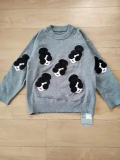 新品　タグ付き　デザイン　グレー　ニットセーター　長袖