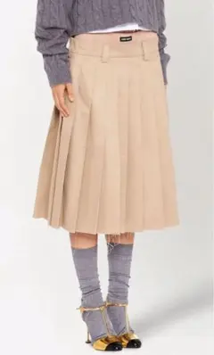 2025年最新】MIU MIU プリーツスカートの人気アイテム - メルカリ