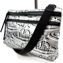 ヴィヴィアンウエストウッド ショルダーバッグ オーブ シルバー 銀色