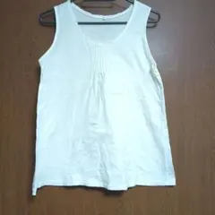 無印良品　ホワイトタンクトップ フリルネック ピンタック
