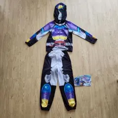 仮面ライダー ガヴ 光る DX変身スーツ パジャマ 130 - メルカリ