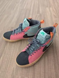 美品♪NIKE SB BLAZER MID PRM