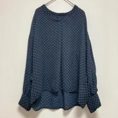 【アースミュージックアンドエコロジー】長袖ブラウス ネイビードット柄 春秋 薄手