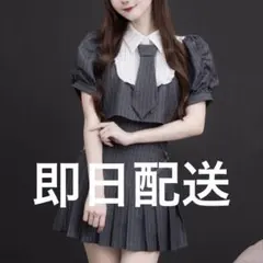 pium ネクタイ付きスクエアフリルトップス - メルカリ