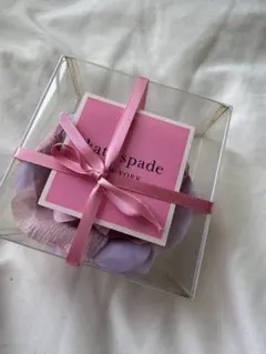 Kate Spade 花モチーフブローチ ギフトボックス付き　未開封のサムネイル