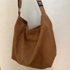 【美品】marimekko ショルダー バッグ ブラウンのサムネイル