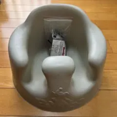 バンボ Bumbo