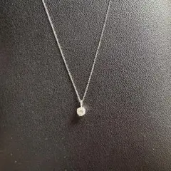 上品な胸元を演出するプラチナダイヤ1粒0.140ctネックレス