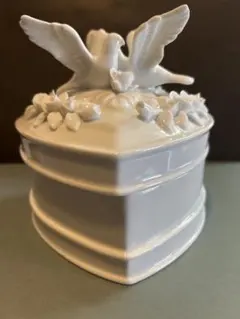 Item thumbnail for item 2af9690f-b09a-43fd-8bad-3919826bbe5e