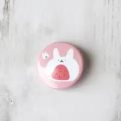 【ふくふくうさぎ缶バッジ】オリジナルキャラクターイラスト　苺大福　和菓子モチーフ