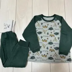 キャンピング柄パジャマ　110サイズ　中綿入り