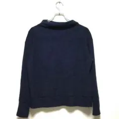 ユニクロ　ヒートテック　紺色　あったかい☀️ 重ね着に◎