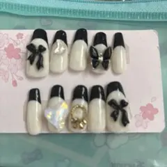 ネイルチップ 10個セット 白黒リボン