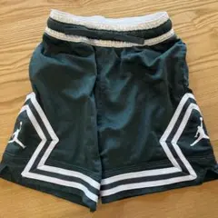 【ぼー様】NIKE JORDAN キッズ ハーフパンツ ダークグリーン