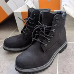 Item thumbnail for item 3e733d38-edf2-40b3-964e-78e257300cf8