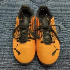 PUMA サッカーシューズ オレンジ　21cm