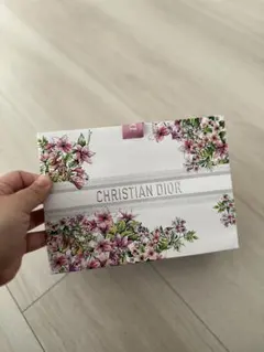 CHRISTIAN DIOR 花柄ギフト袋