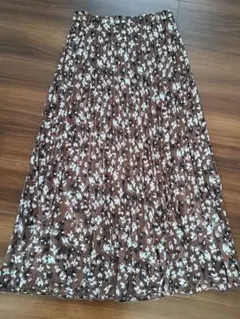 LOWRYS FARM　プリーツロングスカート ブラウン　フリーサイズ