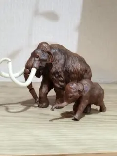 アニア　マンモス　親子のサムネイル