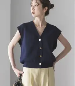 【極美品】NOBLE ネイビー ノースリーブベスト